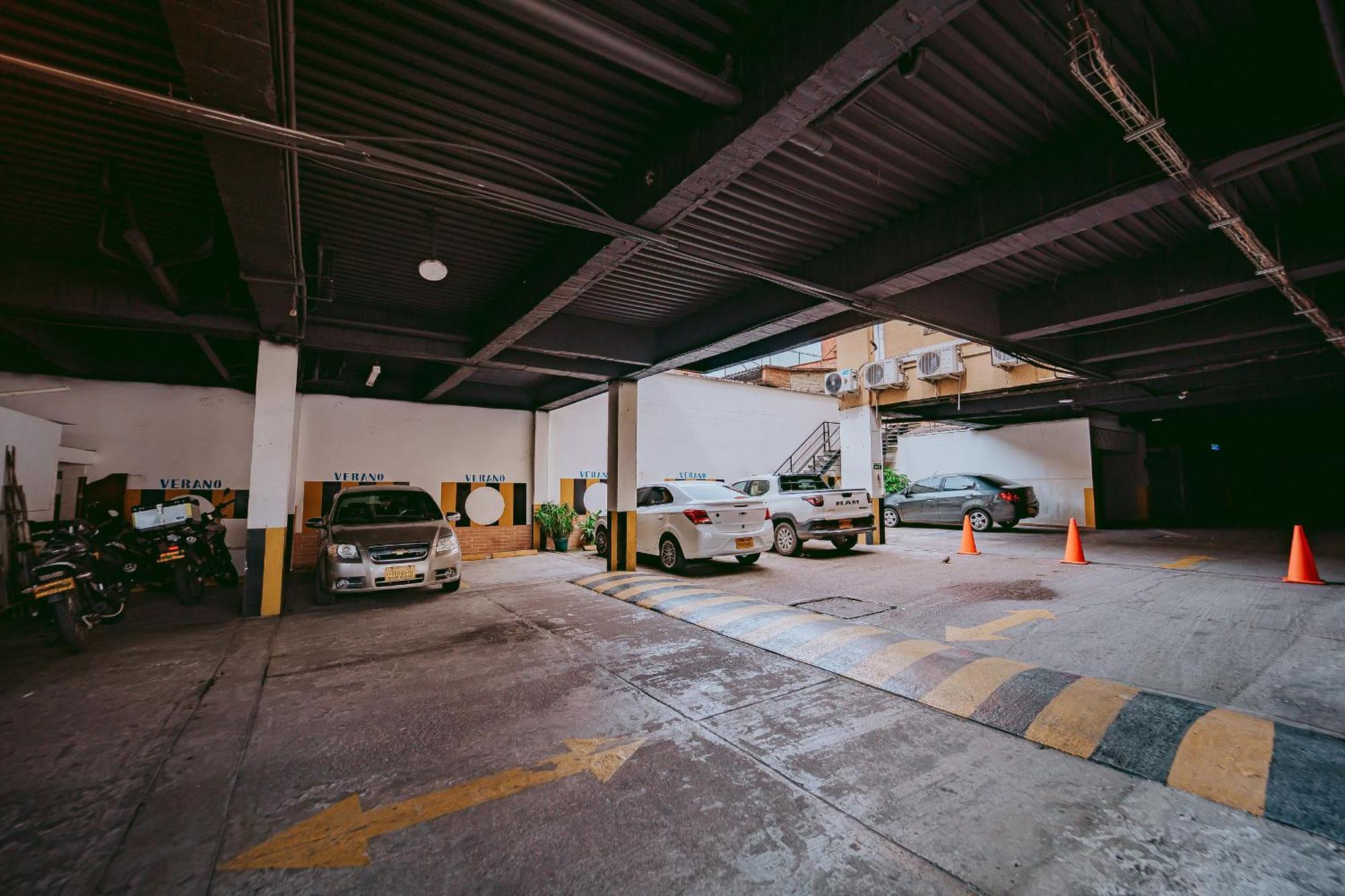 Hotel Verano Ibagué エクステリア 写真